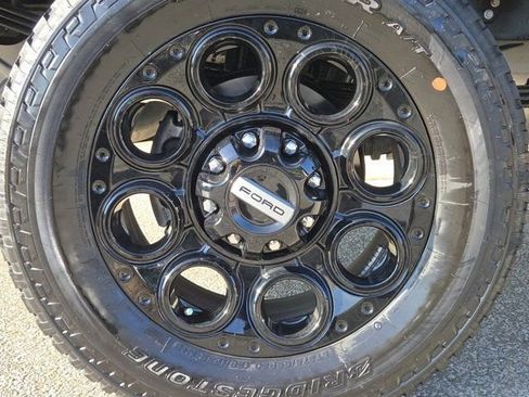 Used 2024 Ford F350 XLT w/ Black Appearance Package image 28