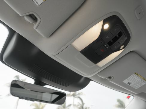 Certified 2026 INFINITI QX60 Luxe w/ Cargo Package FWD image 19