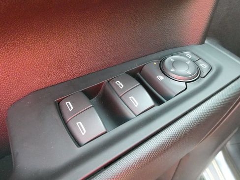 Certified 2023 Chevrolet Silverado 1500 Custom AWD/4WD image 22