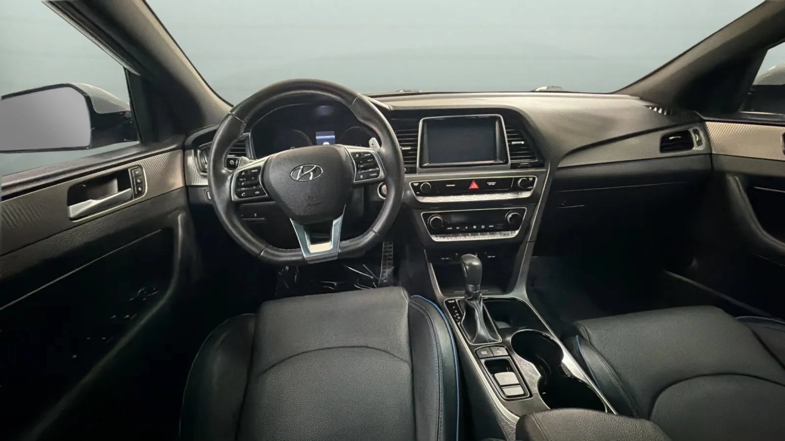 Used 2018 Hyundai Sonata Limited FWD image 11