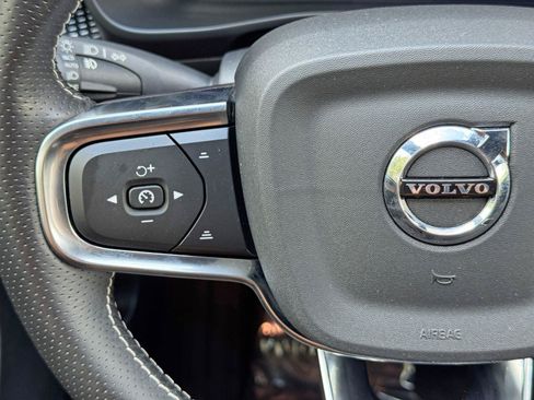 Used 2021 Volvo XC40 P8 Recharge w/ Advanced Package AWD/4WD image 21