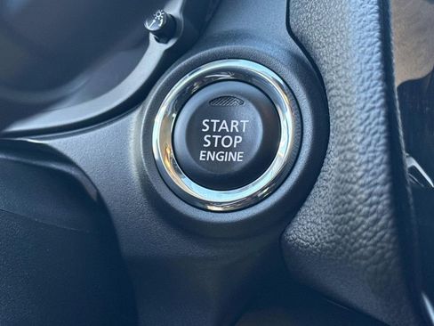 Used 2025 Mitsubishi Eclipse Cross LE image 32