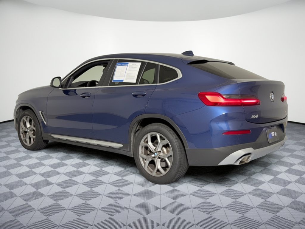Used 2024 BMW X4 xDrive30i w/ Premium Package AWD/4WD image 3