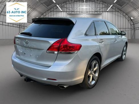 Used 2011 Toyota Venza w/ Convenience Pkg FWD image 5