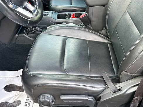 Used 2022 Jeep Wrangler Unlimited Sahara w/ LED Lighting Group image 21