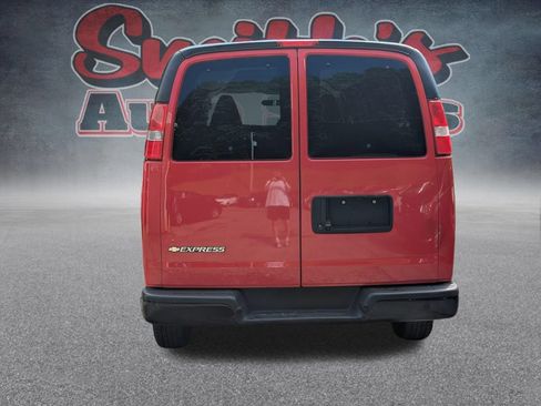 Used 2022 Chevrolet Express 3500 LS RWD image 5