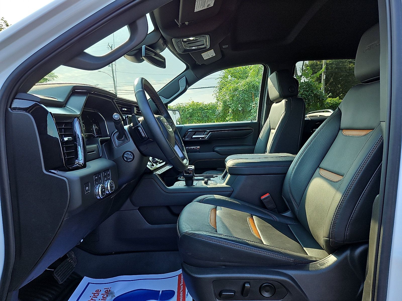 Certified 2025 GMC Sierra 1500 AT4 AWD/4WD image 13