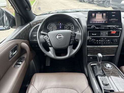 Used 2023 Nissan Armada Platinum w/ Captain's Chairs Package AWD/4WD image 26