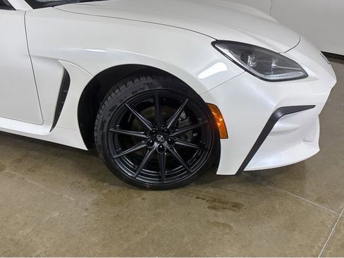 New 2026 Toyota GR86 Premium image 10