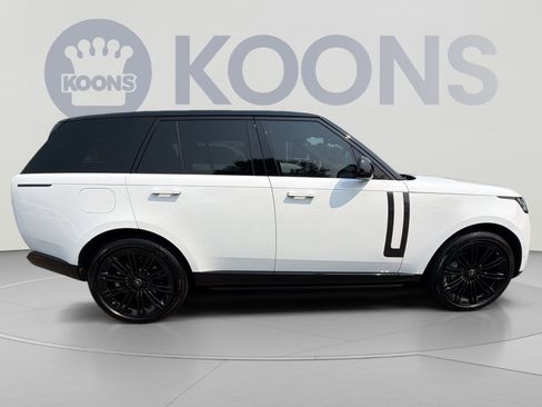 Used 2025 Land Rover Range Rover SE AWD/4WD image 8