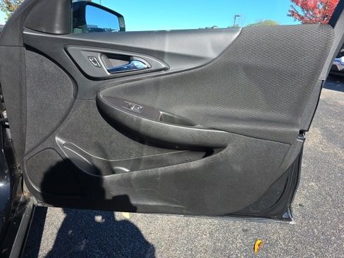 Used 2022 Chevrolet Malibu LT image 10