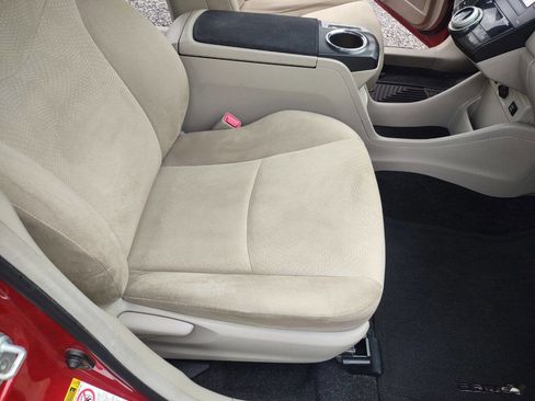 Used 2012 Toyota Prius V Two image 21