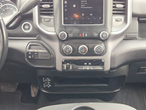 Used 2024 RAM 2500 Big Horn image 17