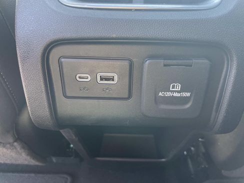 Used 2020 Chevrolet Blazer Premier w/ Driver Confidence II Package FWD image 13