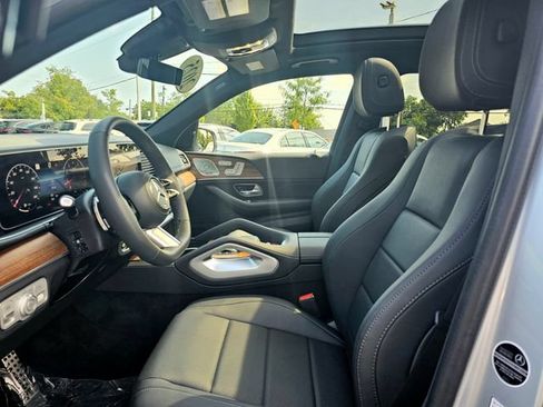 Certified 2025 Mercedes-Benz GLS 450 4MATIC w/ AMG Line Exterior image 19