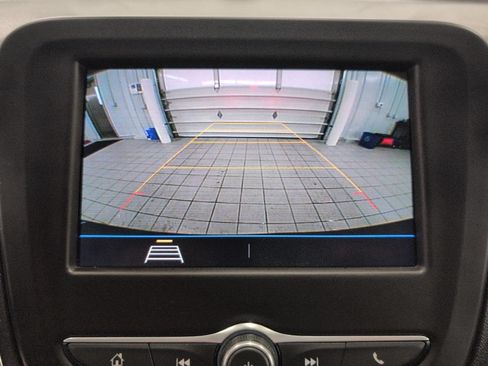 Used 2020 Chevrolet Equinox LT AWD/4WD image 14