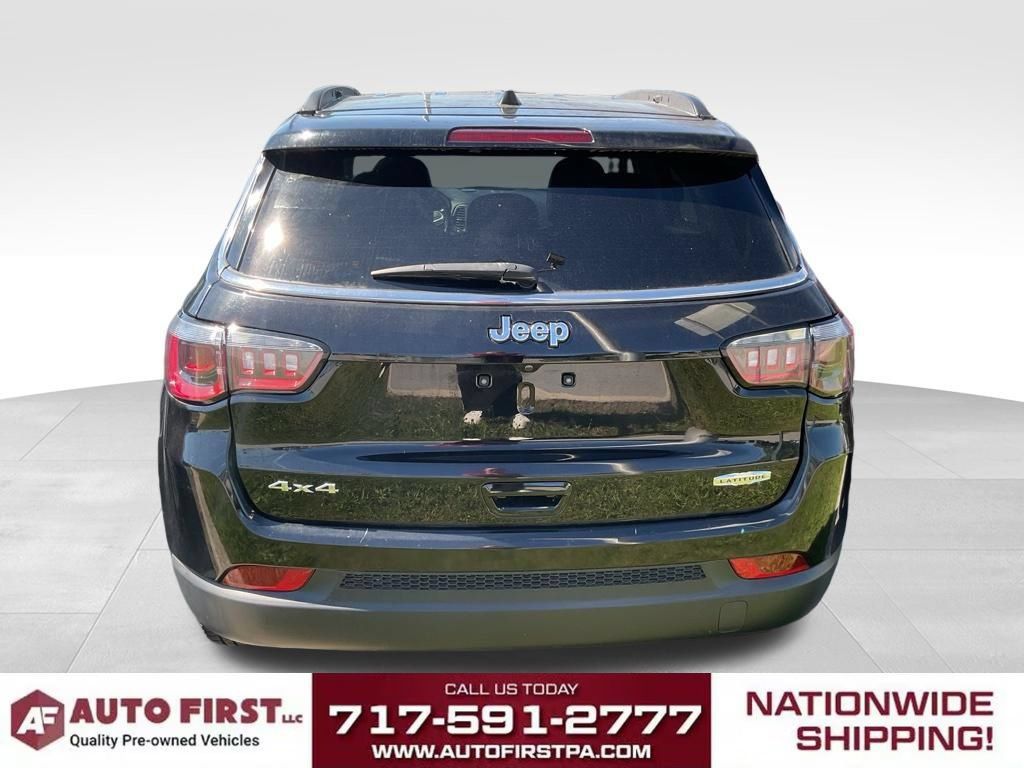 Used 2021 Jeep Compass Latitude w/ Convenience Group AWD/4WD image 3