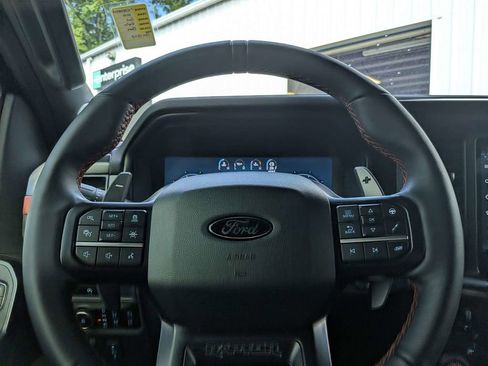 Used 2025 Ford F150 Raptor AWD/4WD image 27