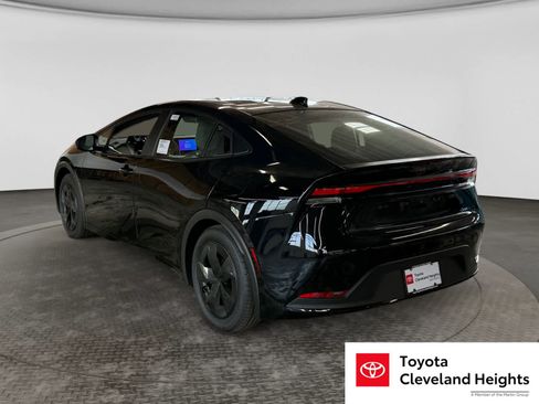New 2026 Toyota Prius LE FWD image 7