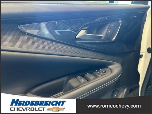 Used 2024 Chevrolet Blazer EV LT AWD/4WD image 11