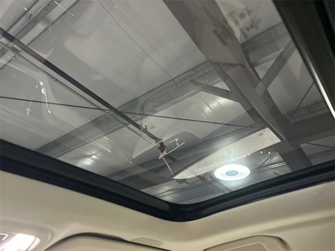 Certified 2023 Volvo S60 T8 Ultimate image 24