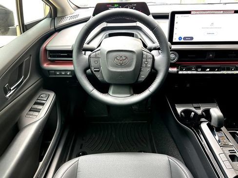 New 2026 Toyota Prius Plug-In Hybrid FWD image 17