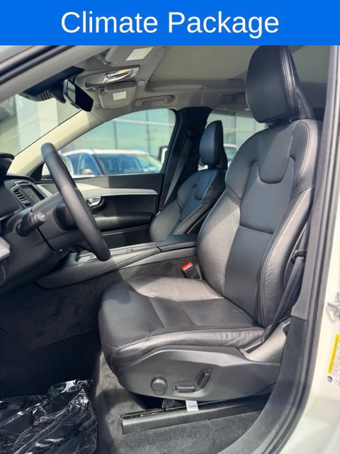 Used 2023 Volvo XC90 B5 Core w/ Protection Package Premier AWD/4WD image 13