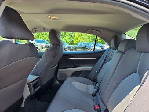 Used 2023 Toyota Camry LE FWD image 17