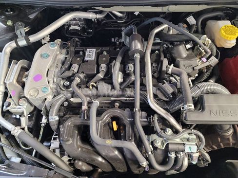 Used 2025 Nissan Sentra SV image 30