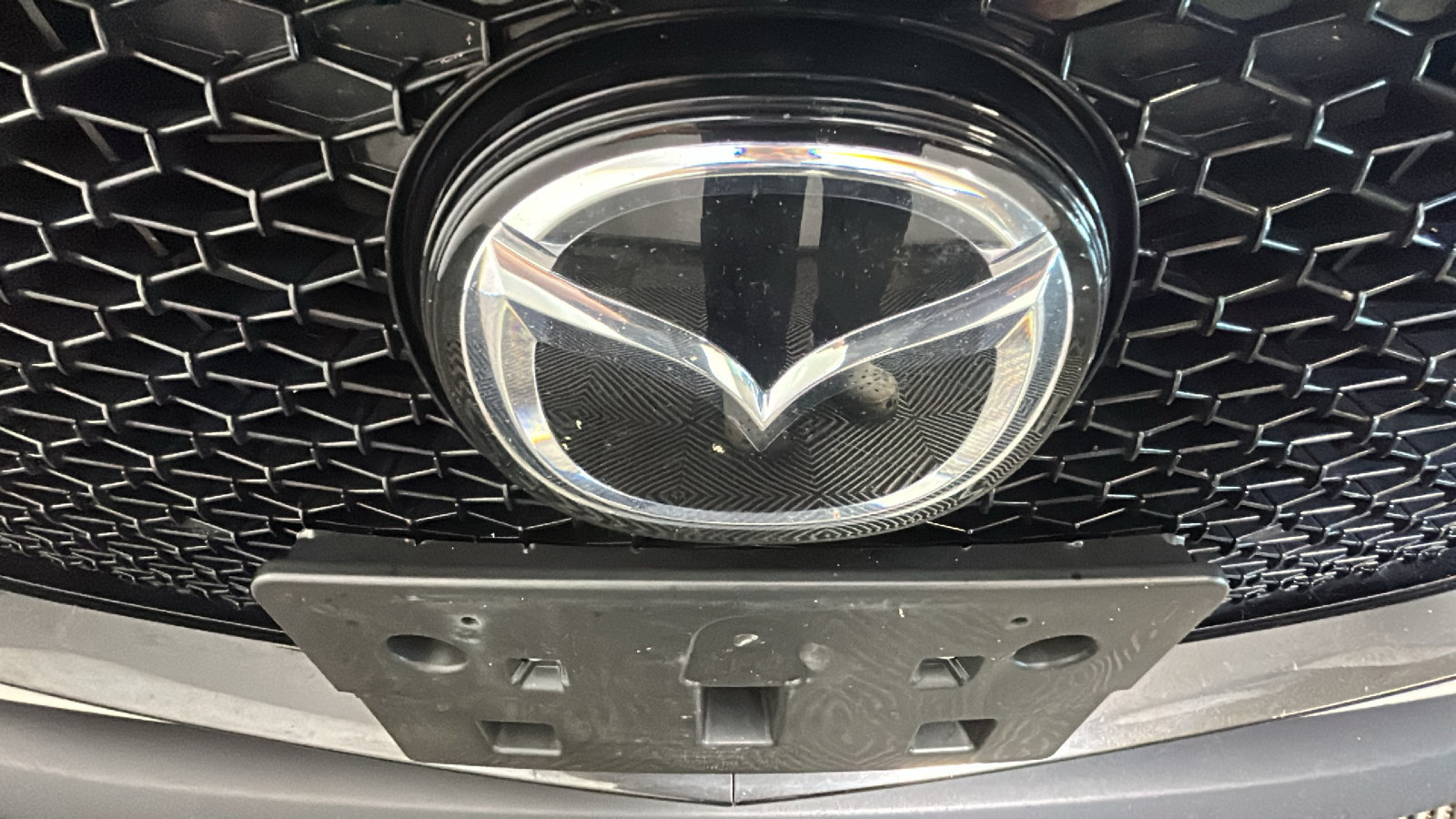 Used 2024 MAZDA MAZDA3 s FWD image 9