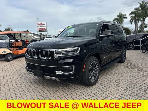 Certified 2024 Jeep Wagoneer Series II w/ Flexible Seating Group AWD/4WD image 2