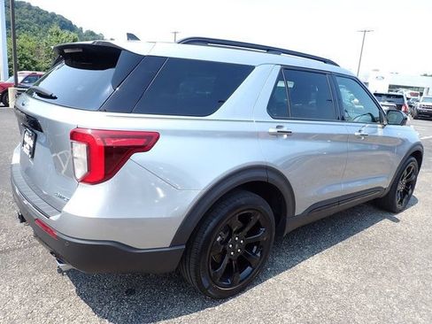 Certified 2023 Ford Explorer ST-Line w/ Class IV Trailer Tow Package AWD/4WD image 9