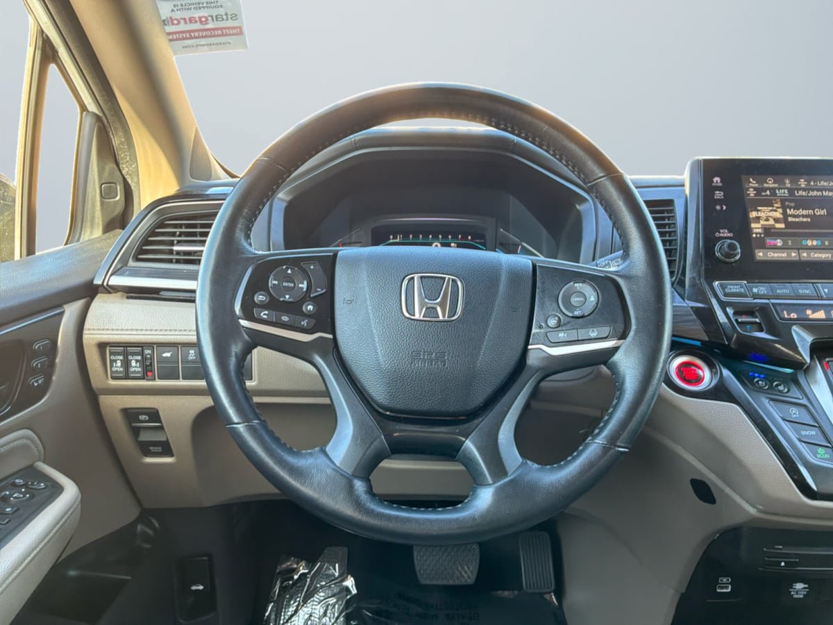 Used 2022 Honda Odyssey Elite image 11