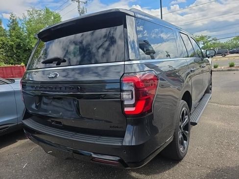 Used 2023 Ford Expedition Max Limited AWD/4WD image 4