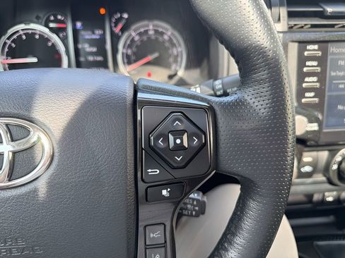 Used 2024 Toyota 4Runner TRD Off-Road Premium w/ Moonroof Package AWD/4WD image 16