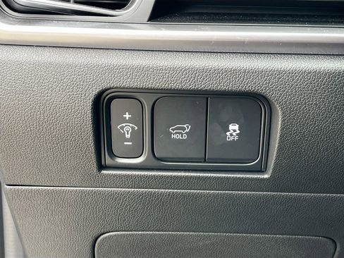 Certified 2025 Kia Sorento EX image 10