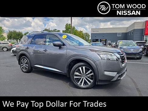 Certified 2023 Nissan Pathfinder Platinum AWD/4WD image 1