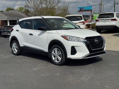 Used 2022 Nissan Kicks S