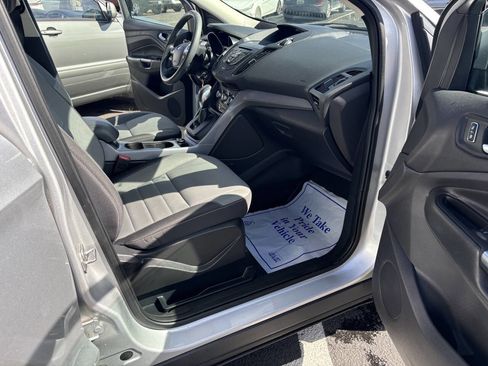 Used 2015 Ford Escape SE AWD/4WD image 12