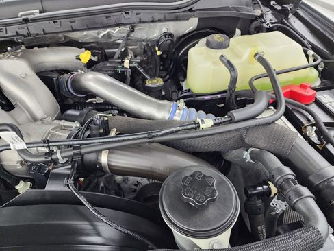 Used 2022 Ford F250 Lariat w/ Tremor Off-Road Package image 22