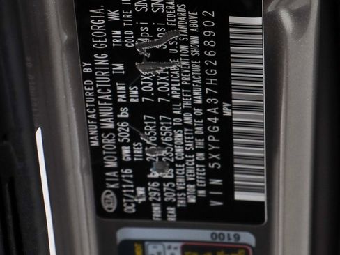 Used 2017 Kia Sorento L image 30