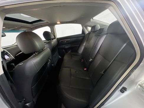 Used 2013 Nissan Altima 2.5 SL w/ Technology Pkg image 25