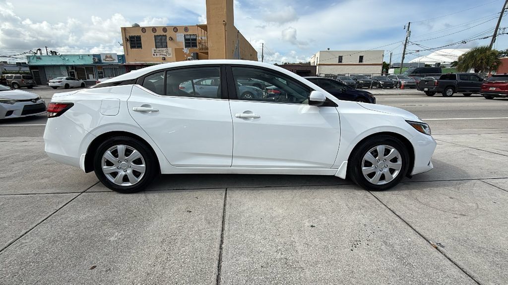 Used 2021 Nissan Sentra S FWD image 15