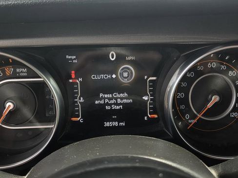 Used 2022 Jeep Wrangler Sport AWD/4WD image 16