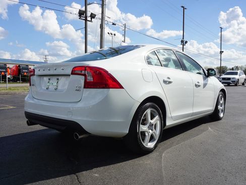 Used 2013 Volvo S60 T5 image 5