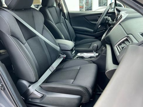 Used 2024 Subaru Ascent Premium w/ Convenience Package image 12