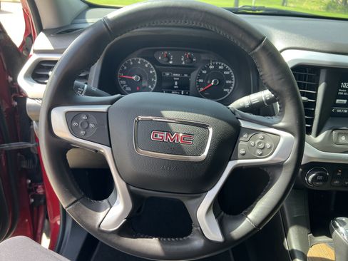 Used 2019 GMC Acadia SLE FWD image 15
