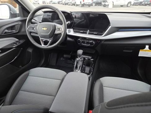 New 2026 Chevrolet Trax LT image 27