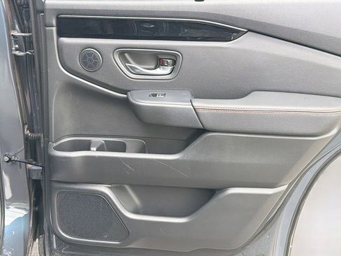 Used 2026 Honda Pilot TrailSport image 33