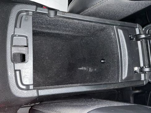 Used 2022 Jeep Grand Cherokee Limited AWD/4WD image 26